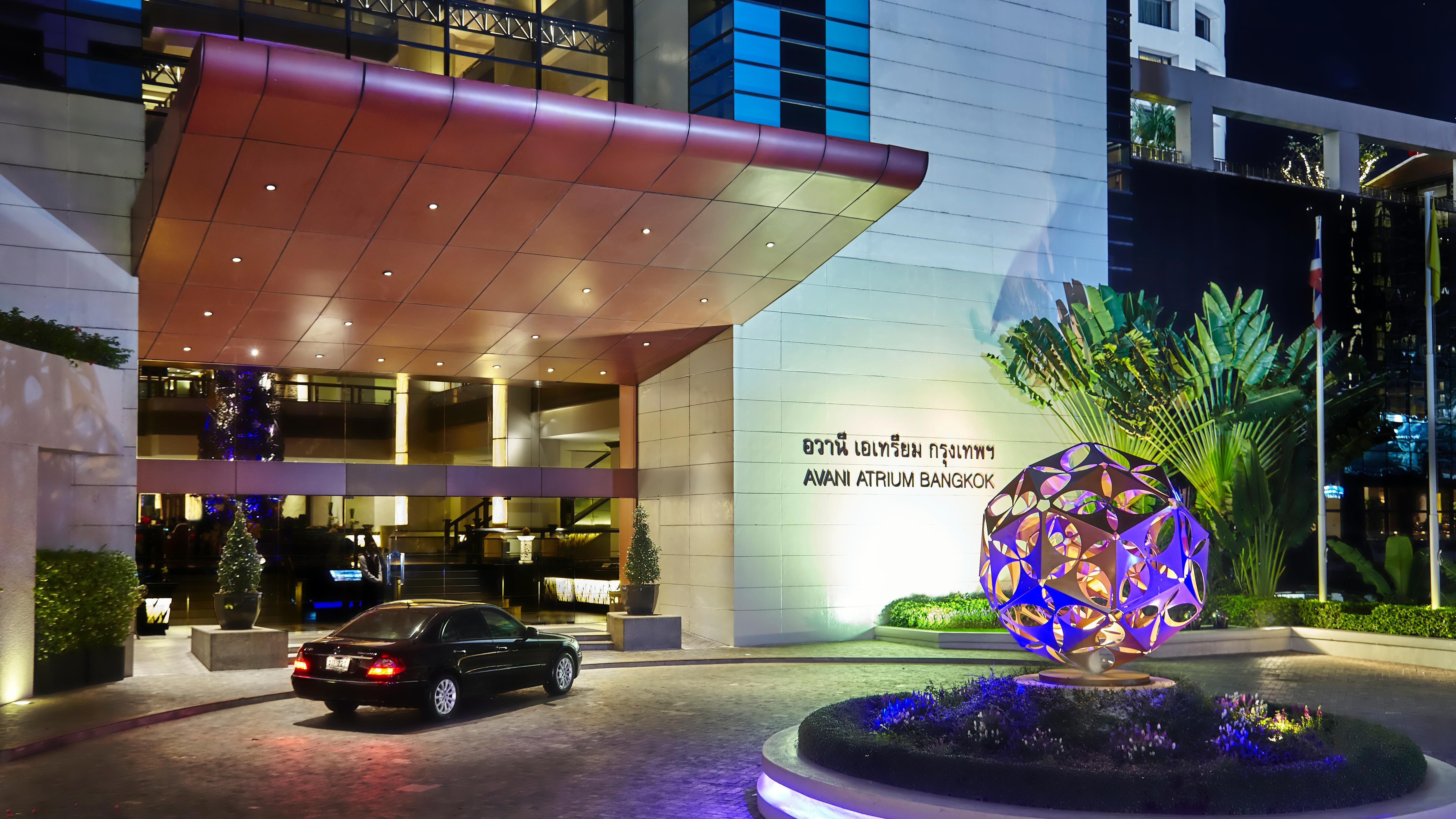 Grand Mercure Bangkok Atrium Exterior photo